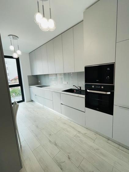Apartament cu 2 camere semidecomandat, mobilat în Herăstrău