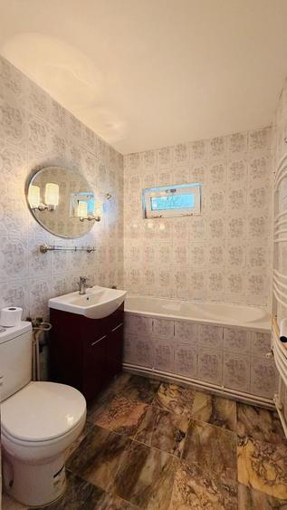 Apartament cu 3 camere în Țiglina 3