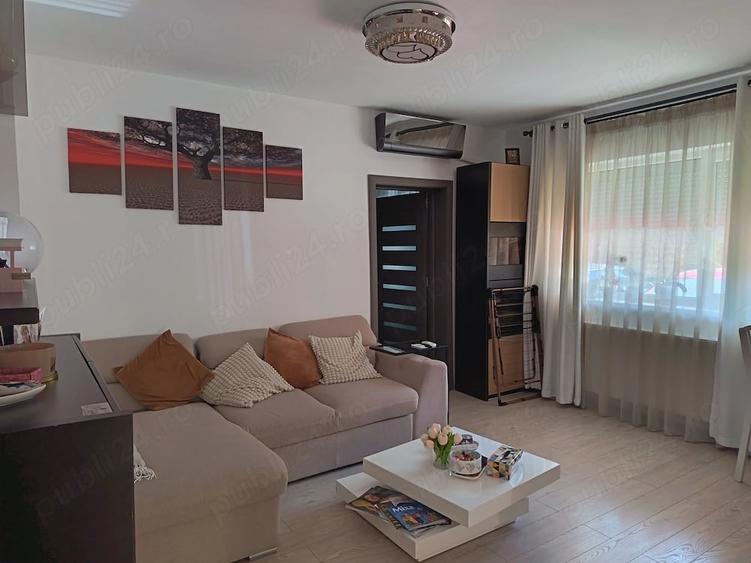 Apartament cu 3 camere decomandat în Berceni