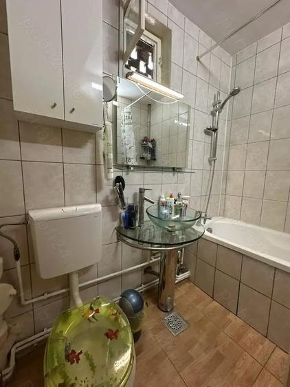 Apartament cu 3 camere decomandat în Ultracentral