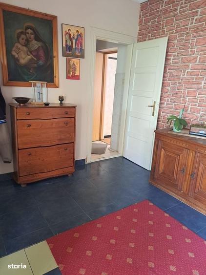Casă cu 4 camere cu Teren 475 Mp în Cantemir