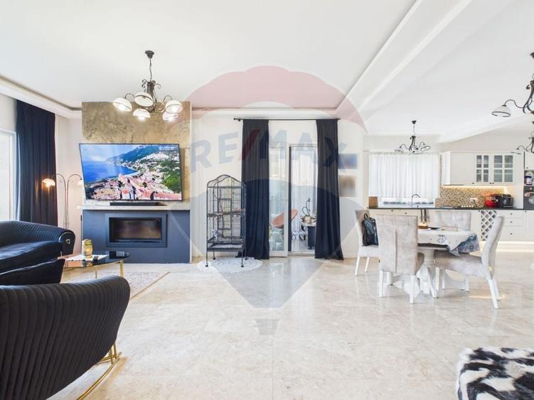Casă individuală cu 5 camere cu Teren 500 Mp în Corbeanca