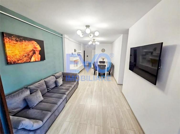 Apartament cu 3 camere semidecomandat în Valea Adâncă