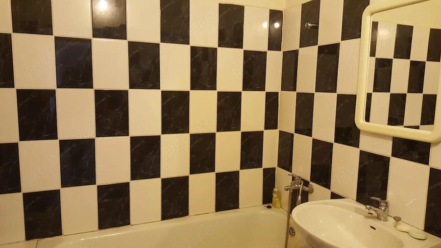 Apartament cu 3 camere decomandat, mobilat în Calea Călărașilor