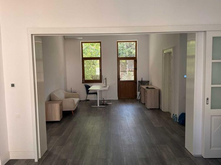 Spațiu comercial, de 125 mp, în Central