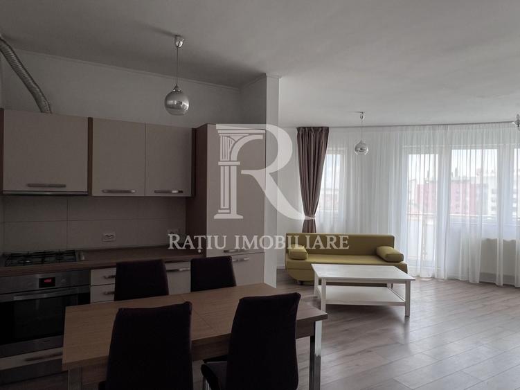 Apartament cu 3 camere decomandat, mobilat în Calea Aradului