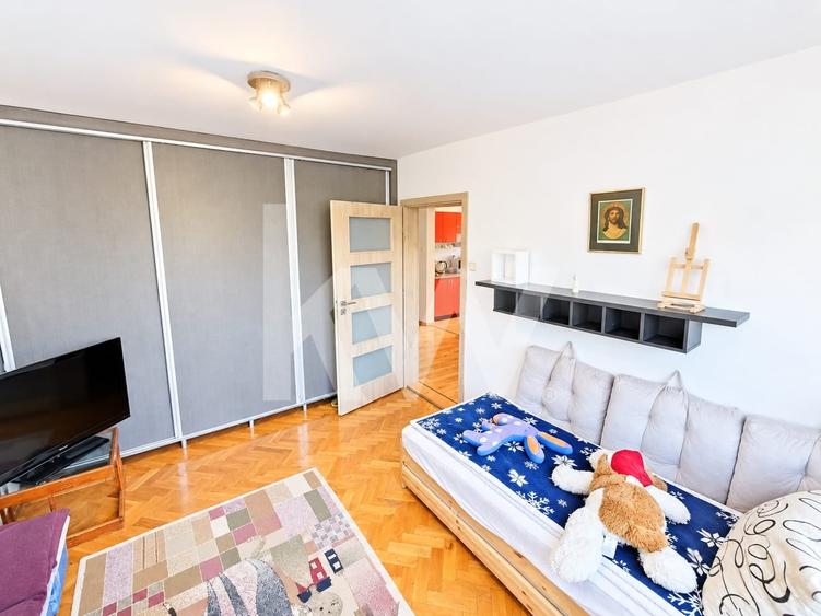 Apartament cu 3 camere decomandat, mobilat în Griviței