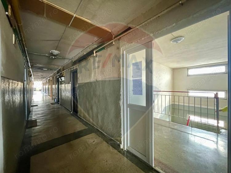 Garsonieră decomandată în Bartolomeu