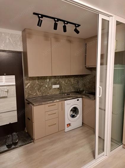 Garsonieră decomandată în Chibrit