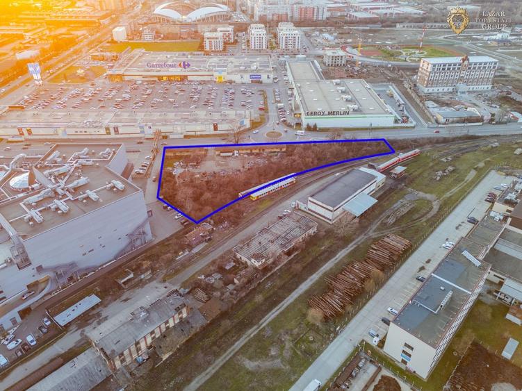 Teren Construcții intravilan de 4584 mp, în UTA