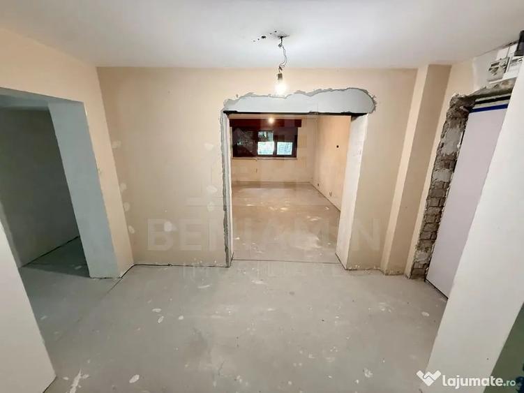 Apartament cu 3 camere decomandat în Brazda lui Novac