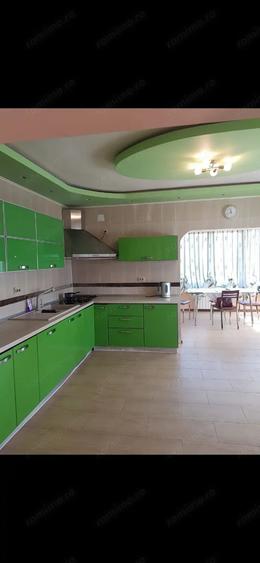 Casă cu 6 camere în Jilava