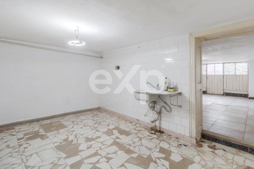 Casă individuală cu 4 camere cu Canalizare în Dealuri Oradea