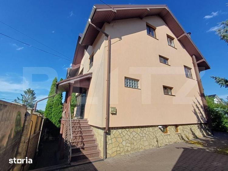 Casă cu 5 camere cu Teren 400 Mp în Obcini