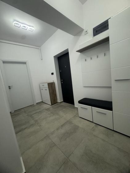 Apartament cu 2 camere decomandat în Titan