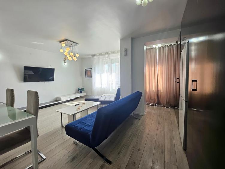 Apartament cu 3 camere decomandat în Ultracentral