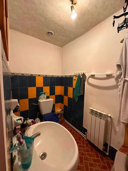 De vanzare apartament cu 3 camere si 2 bai, mobilat si utilat, zona centrala, Pret 49900euro - 10