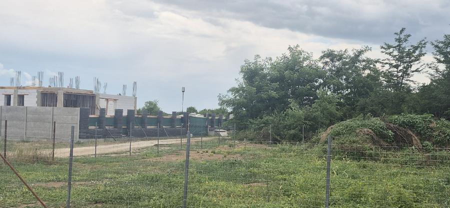 Teren Construcții intravilan de 500 mp, în Săftica