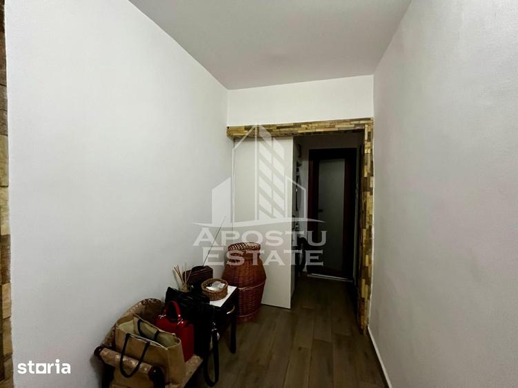 Apartament cu 4 camere decomandat în Fabric