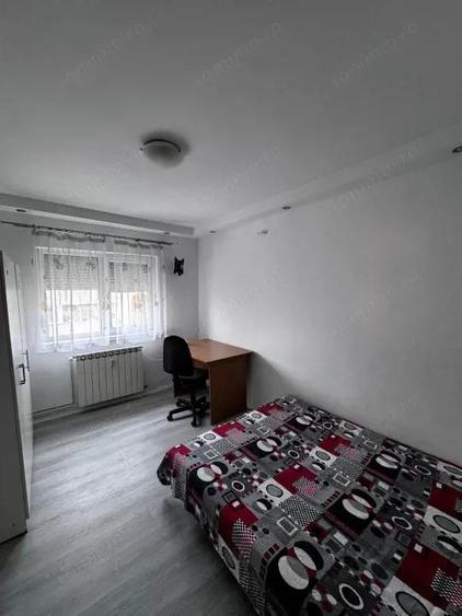 Apartament 3 camere, 71 mp, zona Lapus - 3
