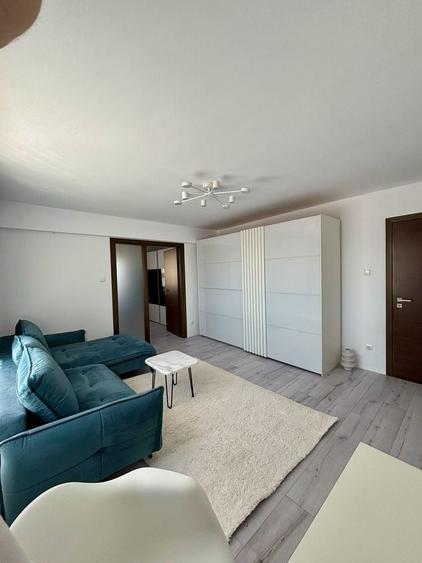 Apartament cu 2 camere semidecomandat în Dosu Bricii