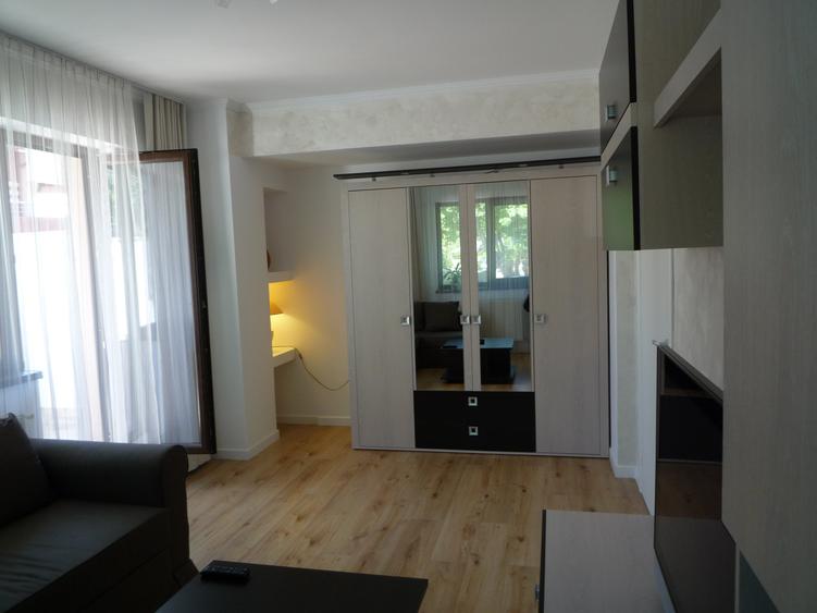 Studio Str. Apicultorilor - 2