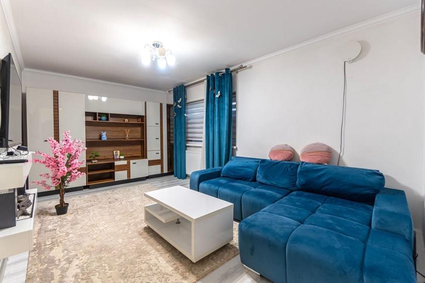 Apartament cu 2 camere decomandat în Craiter