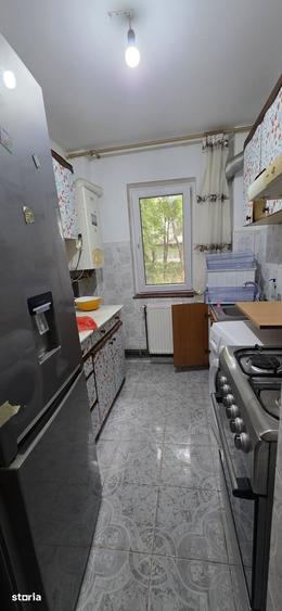 Apartament cu 2 camere semidecomandat în Mircea cel Bătrân