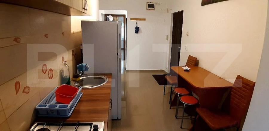 Apartament cu 4 camere decomandat în Griviței