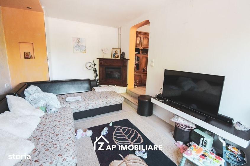 Casă cu 4 camere în Central