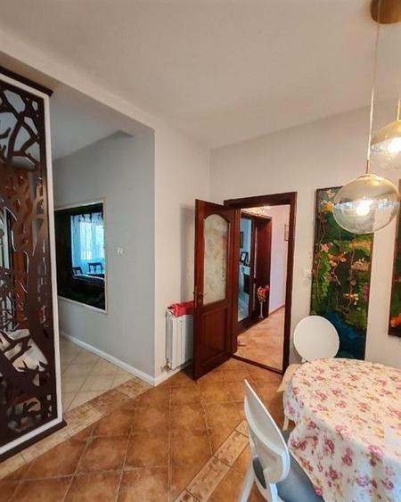 Casă cu 5 camere cu Teren 426 Mp în Tătărași