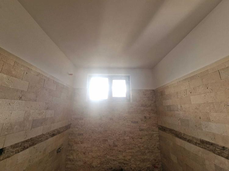 Casă cu 2 camere în Sic