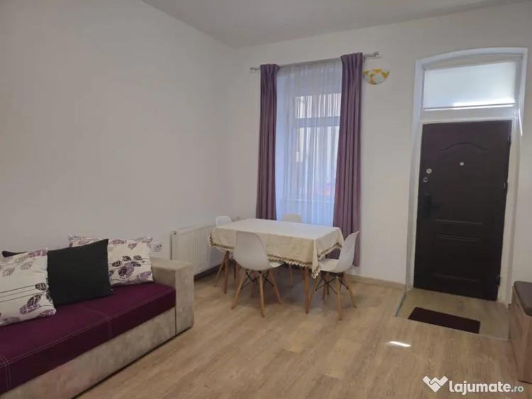 Apartament cu 2 camere, 55mp, la curte comuna, in zona Centr - 3
