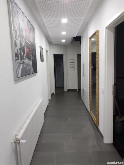 Casă cu 5 camere în Jimbolia