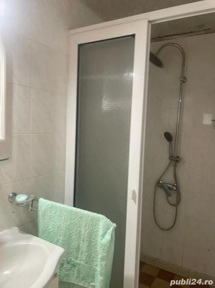 Vand casa caramida , zona linistita , str. Rodnei - 18