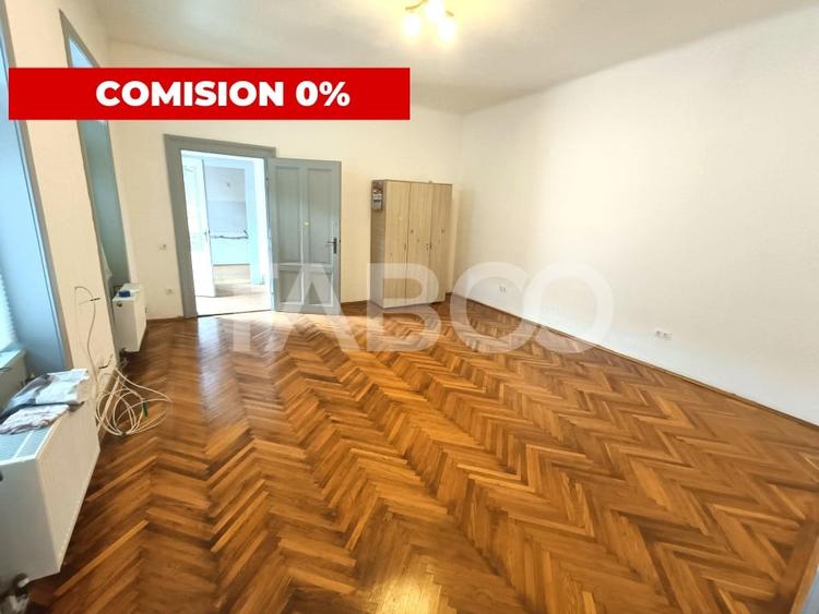 Apartament cu 2 camere nedecomandat în Central