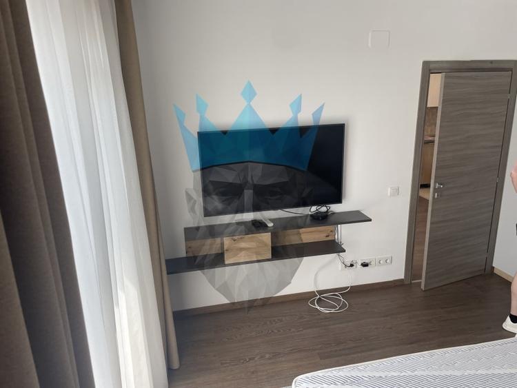 Apartament cu 3 camere decomandat, mobilat în Unirii