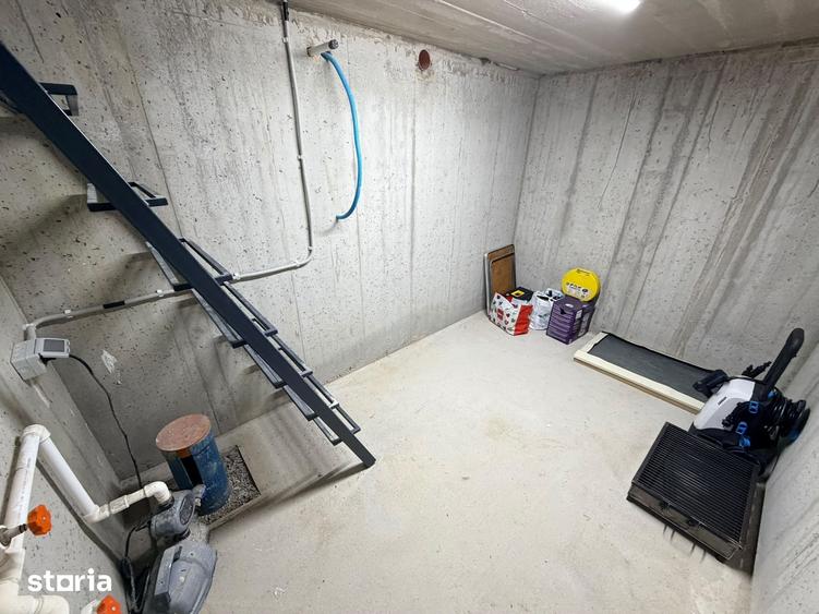 Casă cu 4 camere cu Teren 478 Mp în Săbăreni