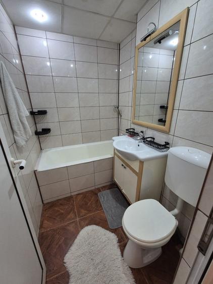 Apartament cu 2 camere semidecomandat în Câmpia Libertății