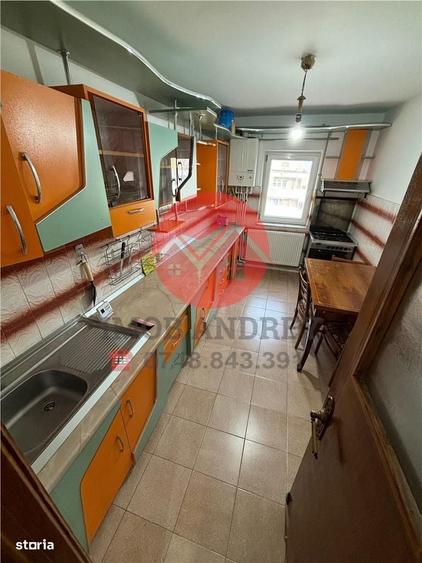 Apartament cu 3 camere în Ultracentral