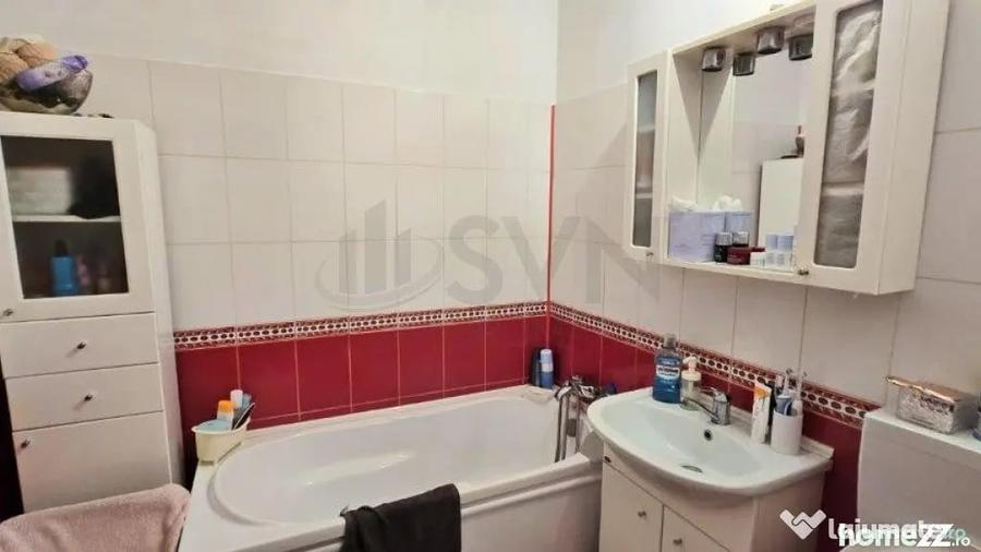 Apartament cu 3 camere semidecomandat în Crângași