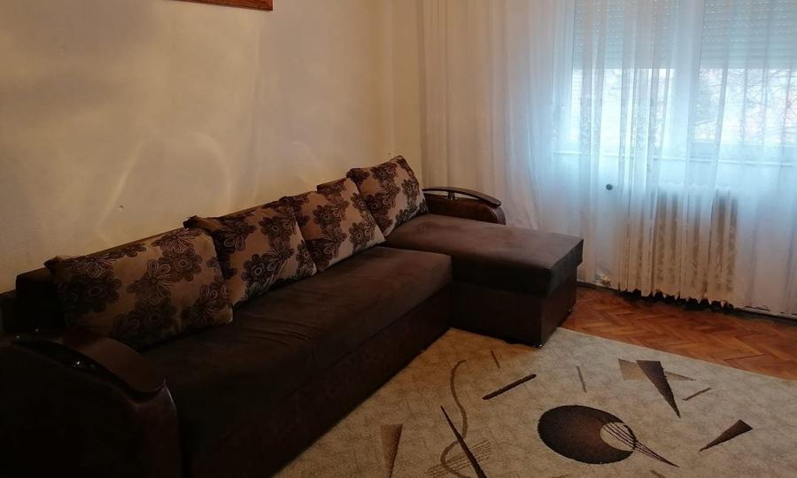 Apartament cu 2 camere decomandat în Dumbrăvița