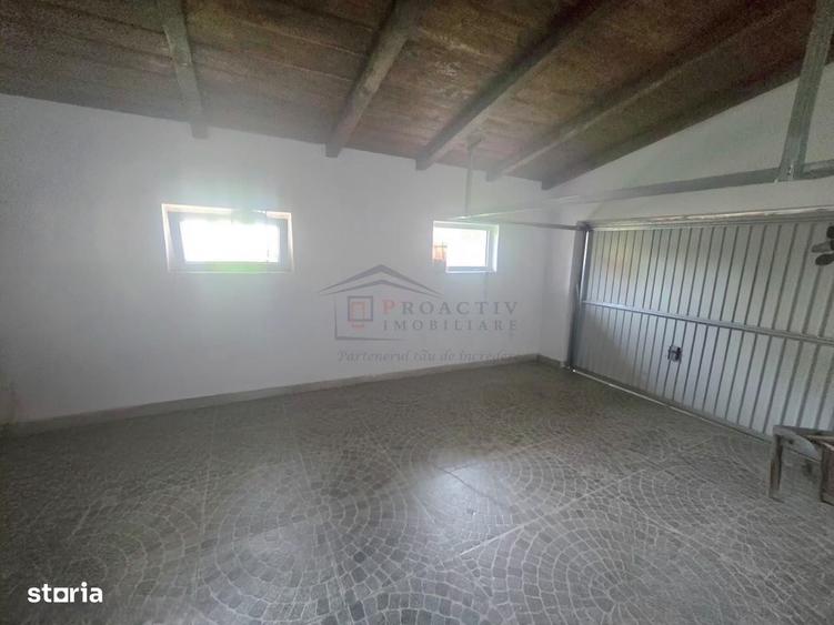Casă cu 4 camere decomandat în Bulai