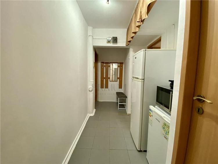 Apartament cu 2 camere semidecomandat, mobilat în Spitalul Județean
