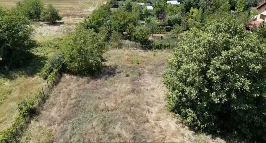 Teren Construcții intravilan de 3320 mp, în Central