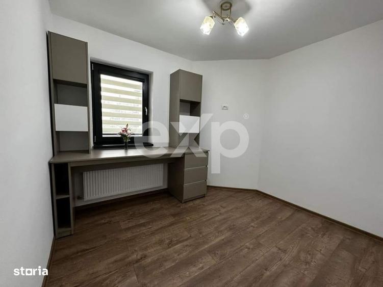 Casă cu 4 camere în Trivale
