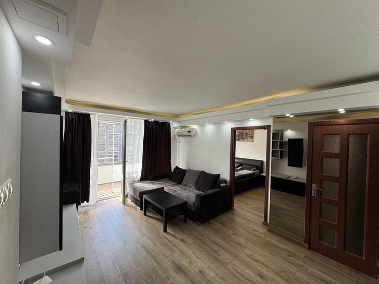 Apartament cu 2 camere semidecomandat în Romană