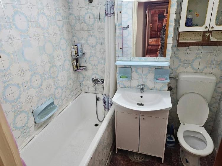 3 camere, ultracentral Constan?a, ?tefan cel Mare, pietonal, etaj 2 ,75 mp - 2