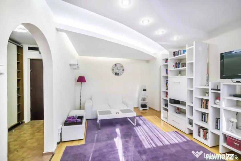 Apartament cu 2 camere semidecomandat în Domenii