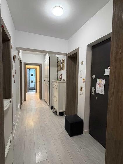 Apartament cu 3 camere decomandat în Lujerului